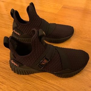 Puma x Selena Gomez US women’s size 7